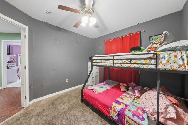 1269 Stewart Street, Des Moines, IA 50316