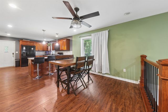 1269 Stewart Street, Des Moines, IA 50316
