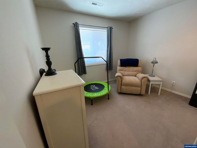 1553 Ammon NW St, Salem, OR 97304