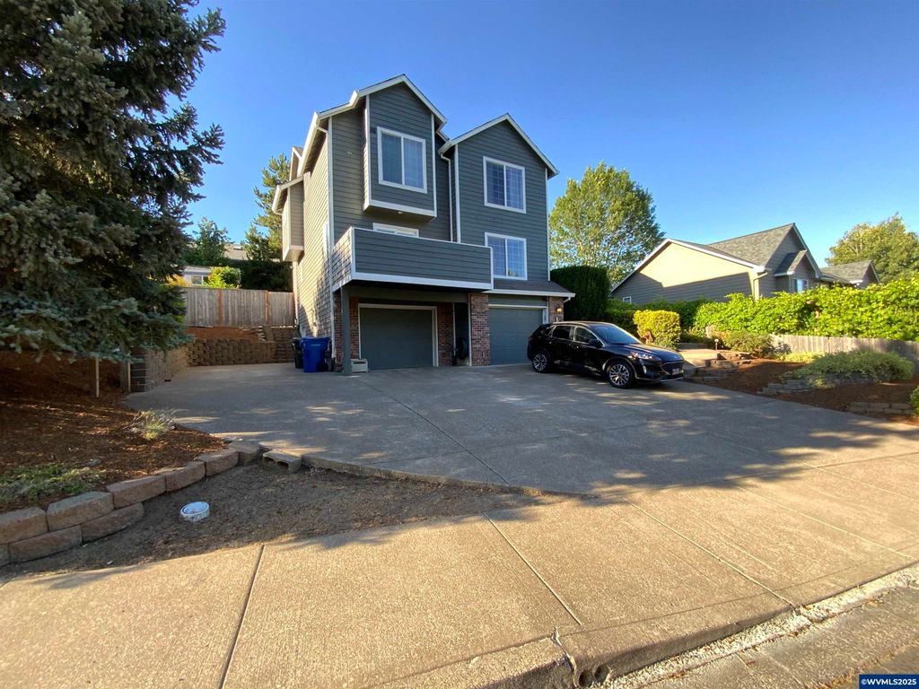 1553 Ammon NW St, Salem, OR 97304