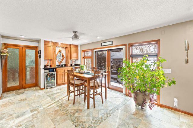 200 Griffin Avenue NE, Hutchinson, MN 55350