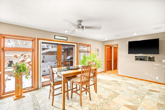 200 Griffin Avenue NE, Hutchinson, MN 55350