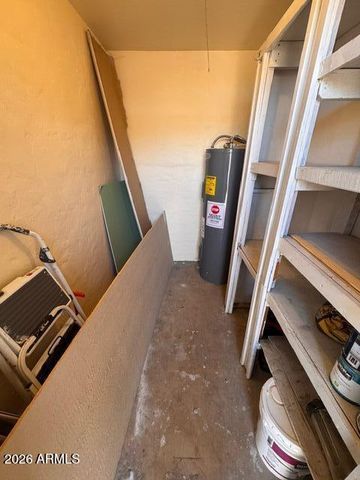 5970 W AUGUSTA Avenue, Glendale, AZ 85301