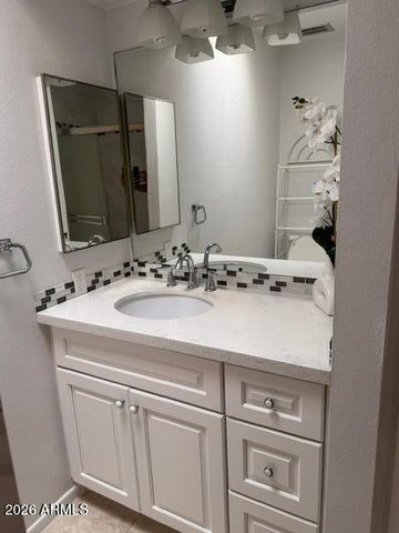 5970 W AUGUSTA Avenue, Glendale, AZ 85301