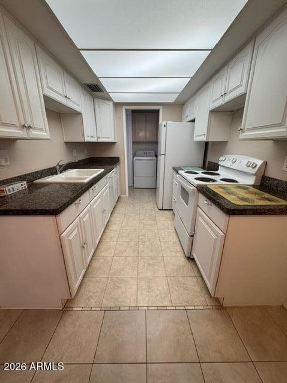 5970 W AUGUSTA Avenue, Glendale, AZ 85301