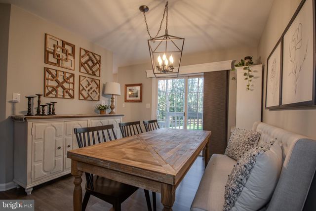 4984 LORDS CREEK DR, Eden, MD 21822