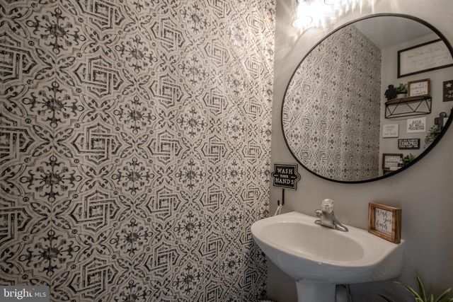 4984 LORDS CREEK DR, Eden, MD 21822