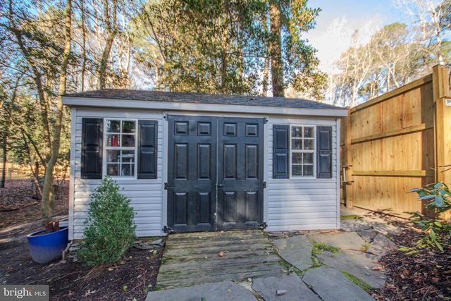 4984 LORDS CREEK DR, Eden, MD 21822