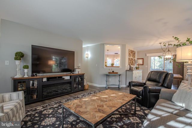 4984 LORDS CREEK DR, Eden, MD 21822