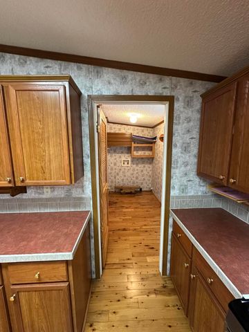 618 Oakridge Road, Defuniak Springs, FL 32433