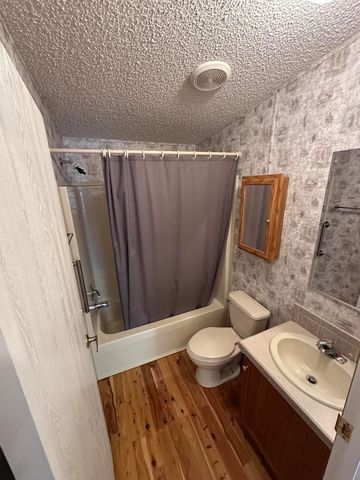 618 Oakridge Road, Defuniak Springs, FL 32433