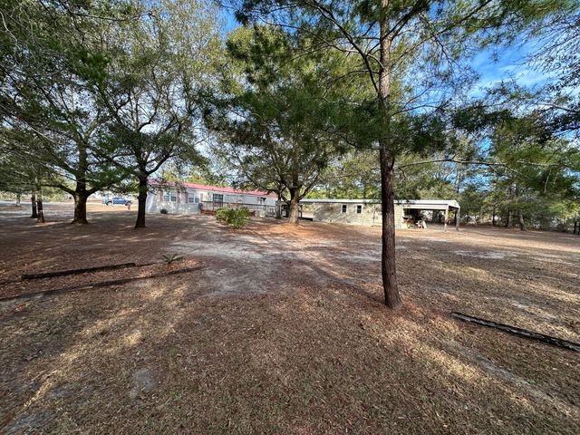 618 Oakridge Road, Defuniak Springs, FL 32433