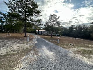618 Oakridge Road, Defuniak Springs, FL 32433