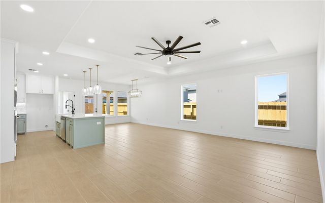 1813 Clapper Rail Dr, Portland, TX 78374