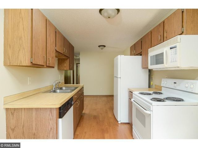 6501 84th Court N, Brooklyn Park, MN 55445