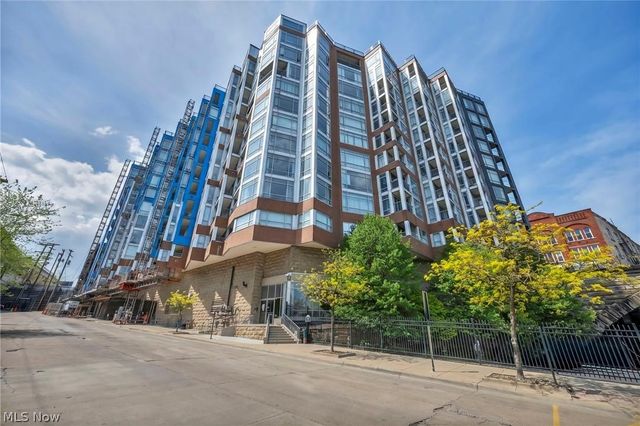 2222 Detroit Avenue 409, Cleveland, OH 44113