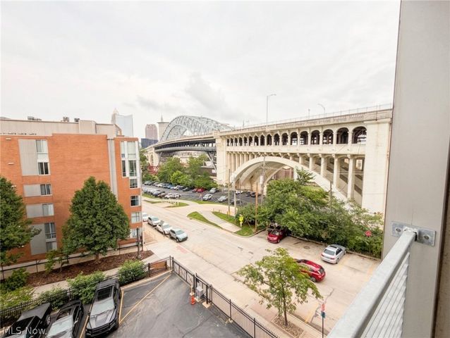 2222 Detroit Avenue 409, Cleveland, OH 44113