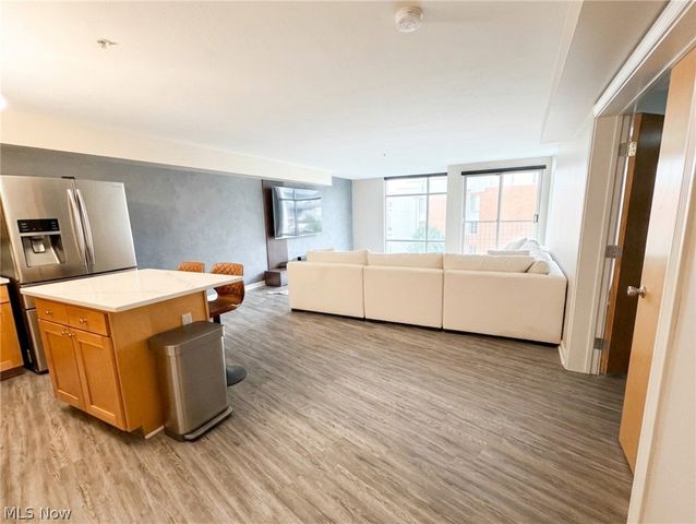 2222 Detroit Avenue 409, Cleveland, OH 44113