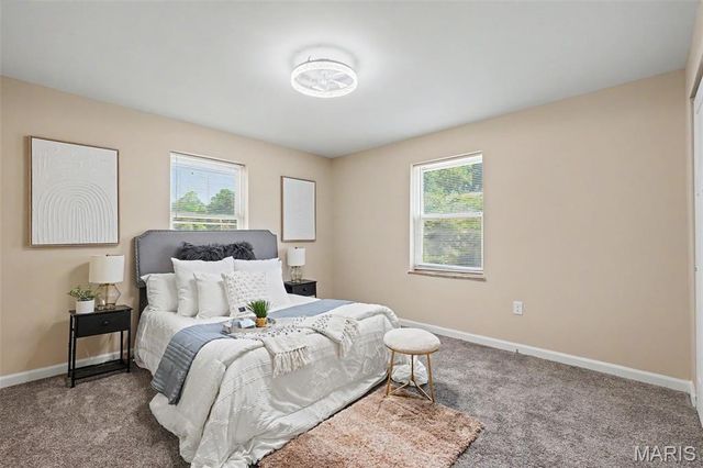 6670 Kenwood Drive, Northwoods, MO 63121