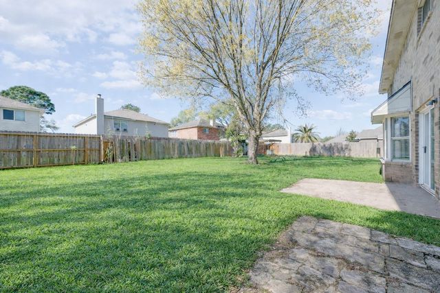 6827 Crystal Point Drive, Katy, TX 77449