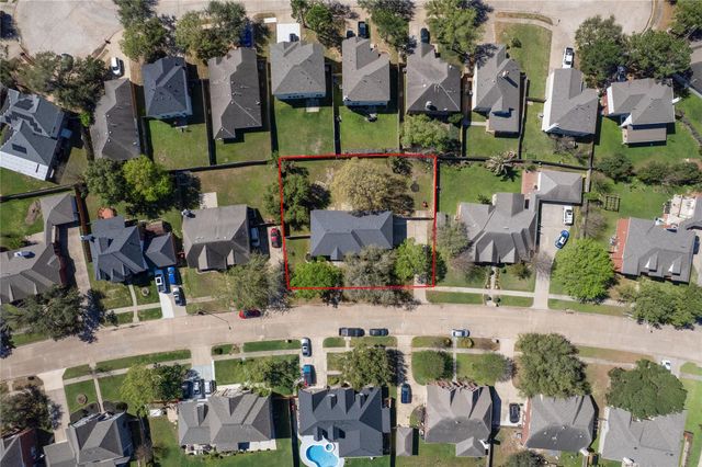 6827 Crystal Point Drive, Katy, TX 77449