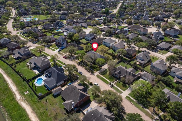 6827 Crystal Point Drive, Katy, TX 77449