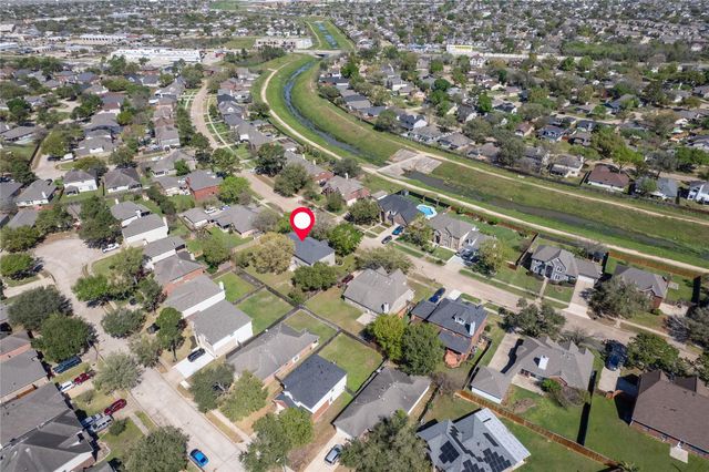 6827 Crystal Point Drive, Katy, TX 77449