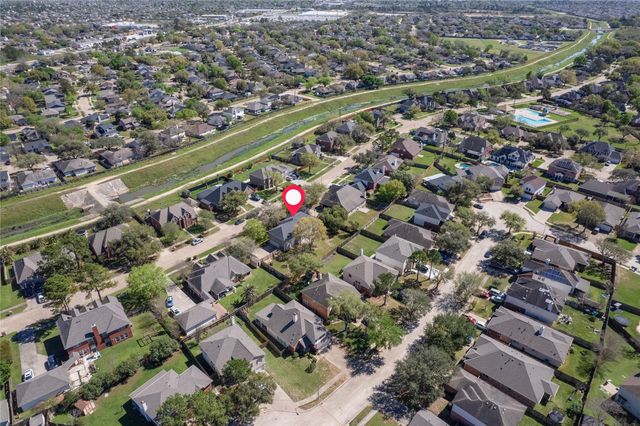 6827 Crystal Point Drive, Katy, TX 77449