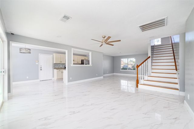 6827 Crystal Point Drive, Katy, TX 77449