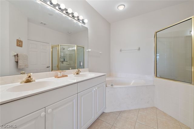 12607 Fox Ridge DR 4102, Bonita Springs, FL 34135