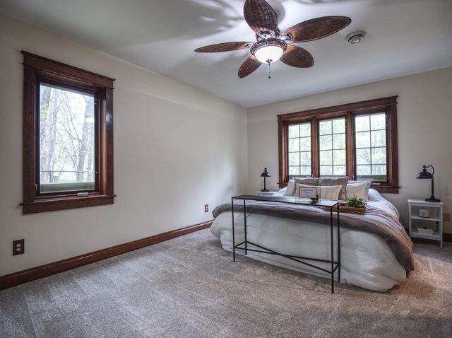 2488 86th Street, Eau Claire, WI 54703