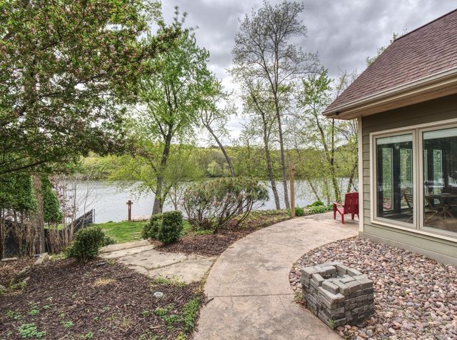 2488 86th Street, Eau Claire, WI 54703