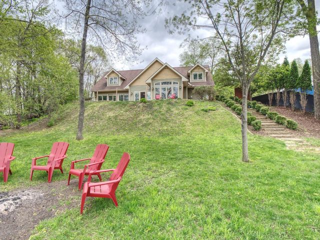 2488 86th Street, Eau Claire, WI 54703