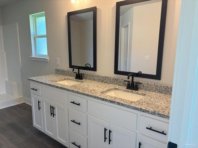 1870 Hazelnut Dr 45B, Cantonment, FL 32533