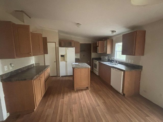 351 Martin Creek Drive, Cleveland, TX 77328