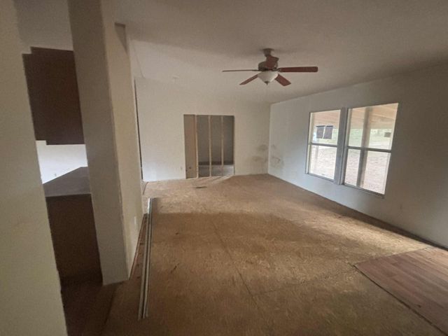 351 Martin Creek Drive, Cleveland, TX 77328