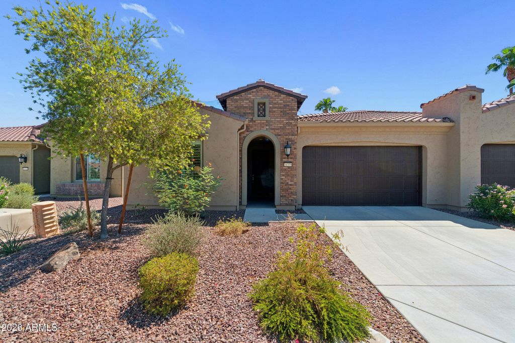 16339 W PICCADILLY Road, Goodyear, AZ 85395 — photo 2