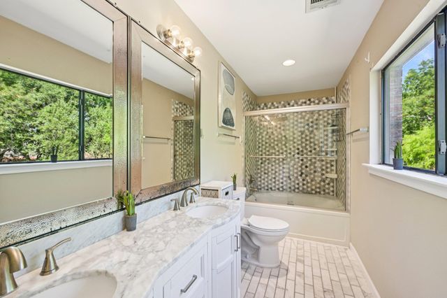502 Woodford DR, Cedar Park, TX 78613