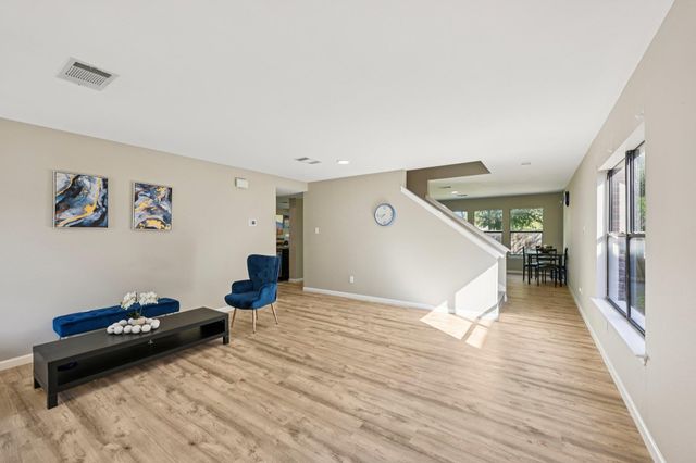 502 Woodford DR, Cedar Park, TX 78613