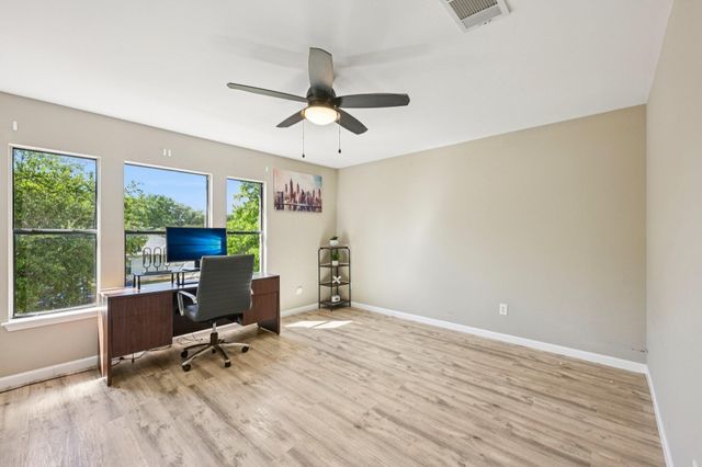 502 Woodford DR, Cedar Park, TX 78613