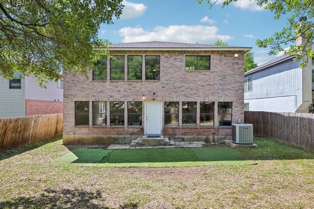 502 Woodford DR, Cedar Park, TX 78613