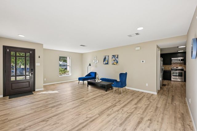 502 Woodford DR, Cedar Park, TX 78613