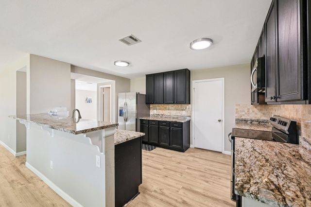 502 Woodford DR, Cedar Park, TX 78613