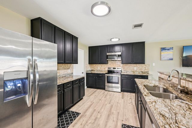 502 Woodford DR, Cedar Park, TX 78613