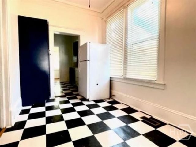 637 E 39th Street, Savannah, GA 31401