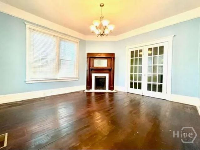 637 E 39th Street, Savannah, GA 31401