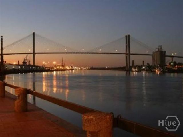 637 E 39th Street, Savannah, GA 31401
