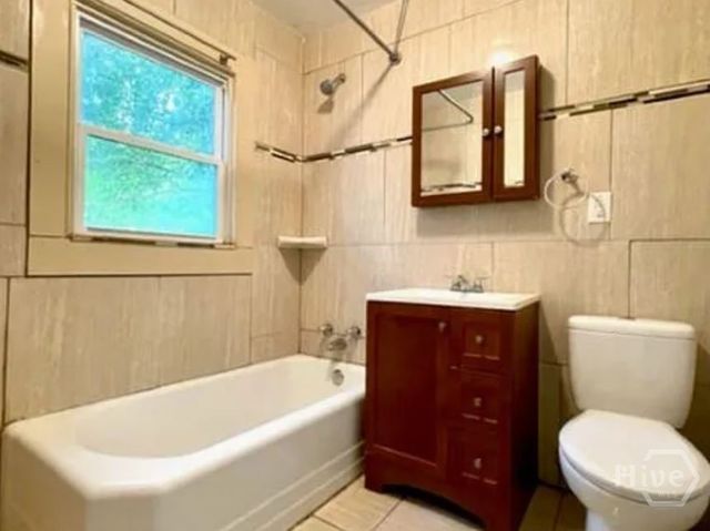 637 E 39th Street, Savannah, GA 31401