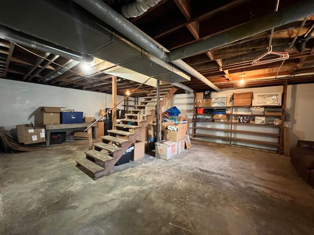 575 Goldsmith Avenue, Mammoth Spring, MO 72554