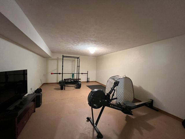 575 Goldsmith Avenue, Mammoth Spring, MO 72554